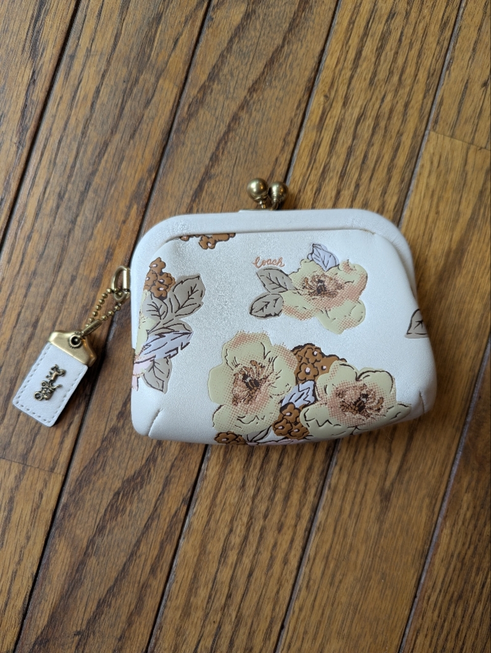 Coach 1941 Kiss Lock Coin Case With Floral Bouquet Print Leather